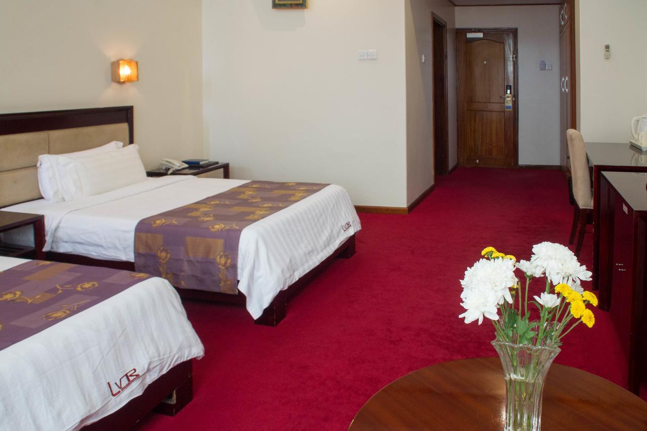Lake View Resort Hotel Mbarara Zewnętrze zdjęcie